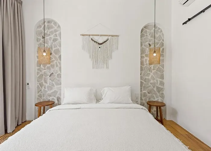 Mediterranean 2br Ellure Ember With Pool & Lush Garden Villa Jimbaran