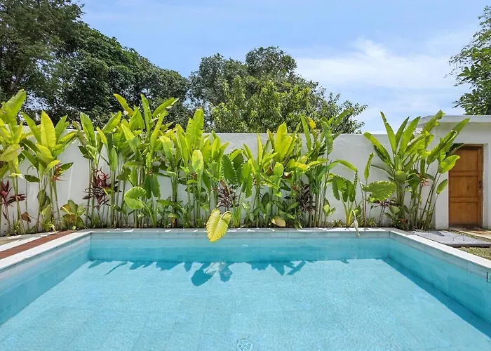 Villa Mediterranean 2br Ellure Ember With Pool & Lush Garden *