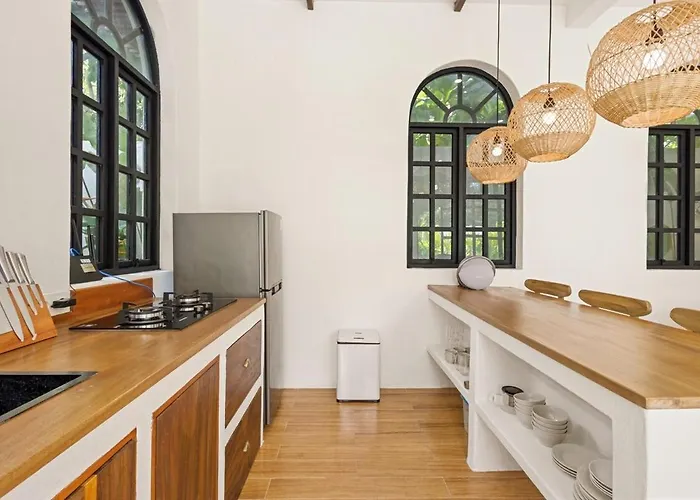 Mediterranean 2br Ellure Ember With Pool & Lush Garden *