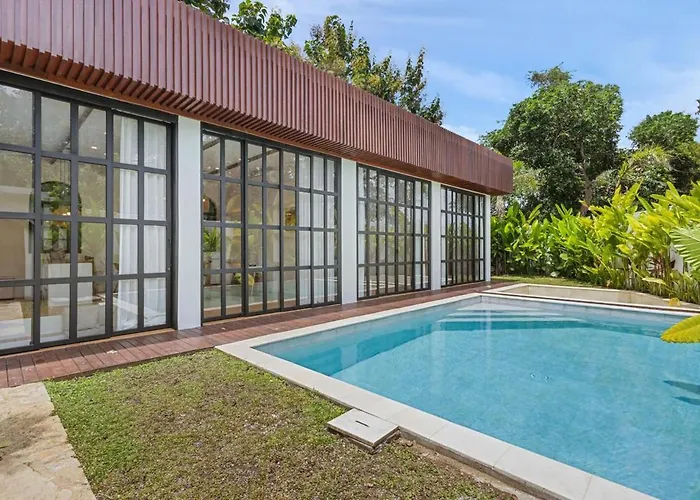 Mediterranean 2br Ellure Ember With Pool & Lush Garden Jimbaran